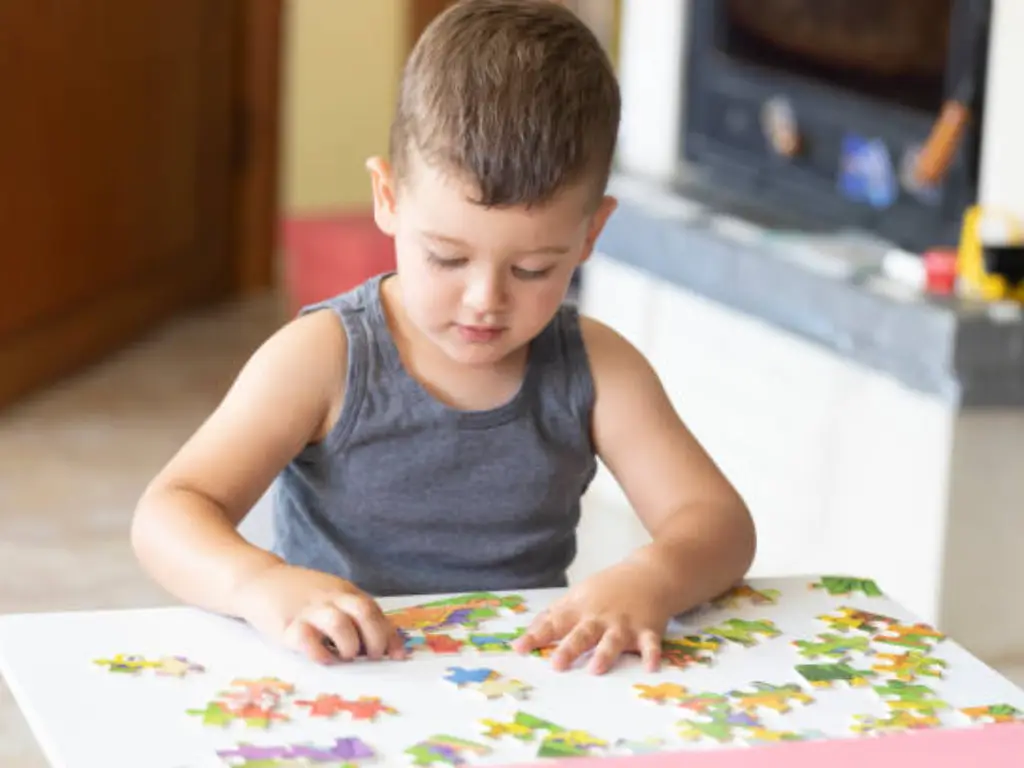 Pick 5 open-ended puzzle boards for creativity